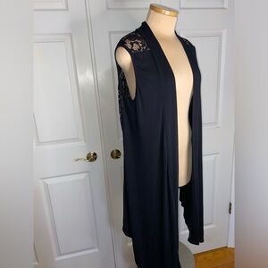 Black Sleeveless Lace Cardigan Vest